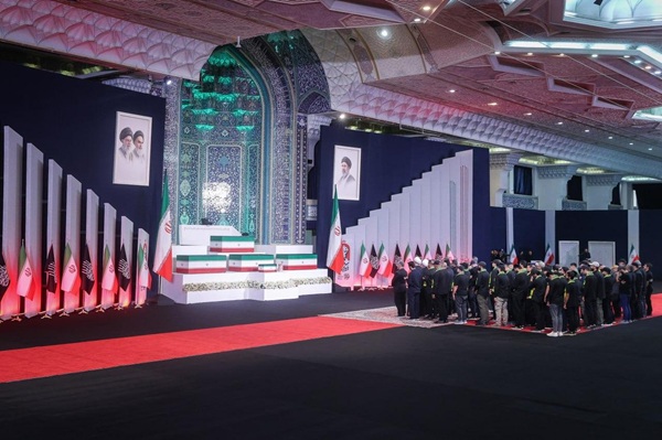 A Coronation Disguised as a Funeral